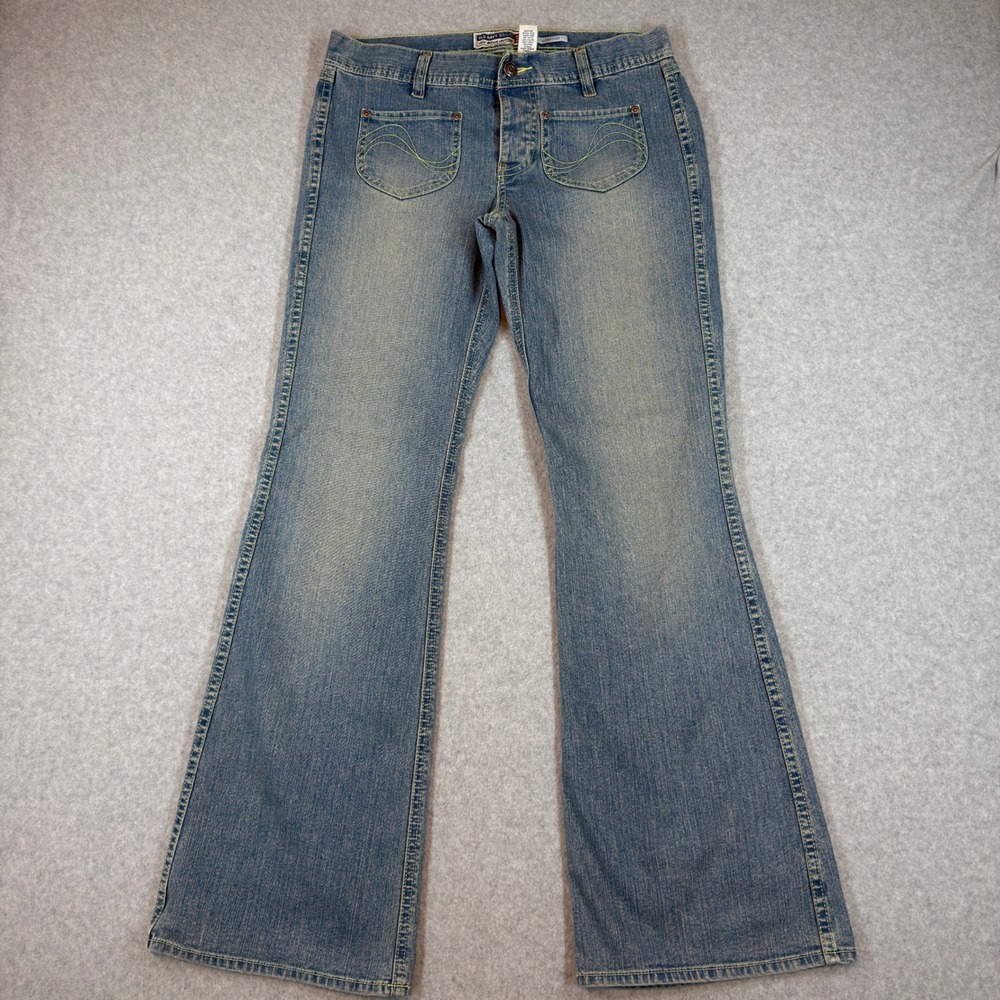 Old Navy Flare Jeans Womens 6 Ultra Low Waist Button Fly Y2K 2000s Boho Indie